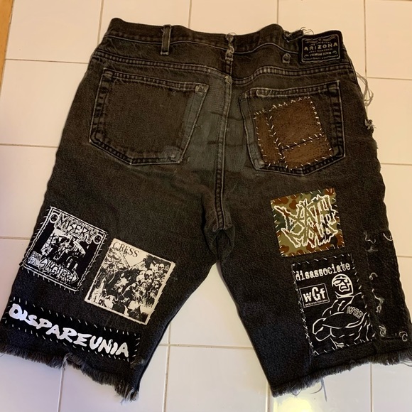 NYC Street Punk shorts with rad vintage patches - Picture 7 of 7